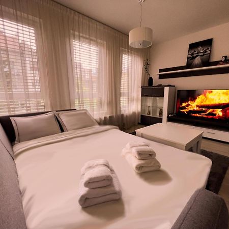 ברטיסלאבה Elegant Escape Apartment II - City Centre מראה חיצוני תמונה