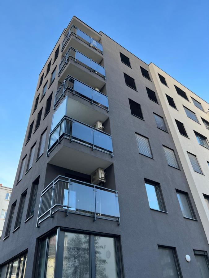 ברטיסלאבה Elegant Escape Apartment II - City Centre מראה חיצוני תמונה