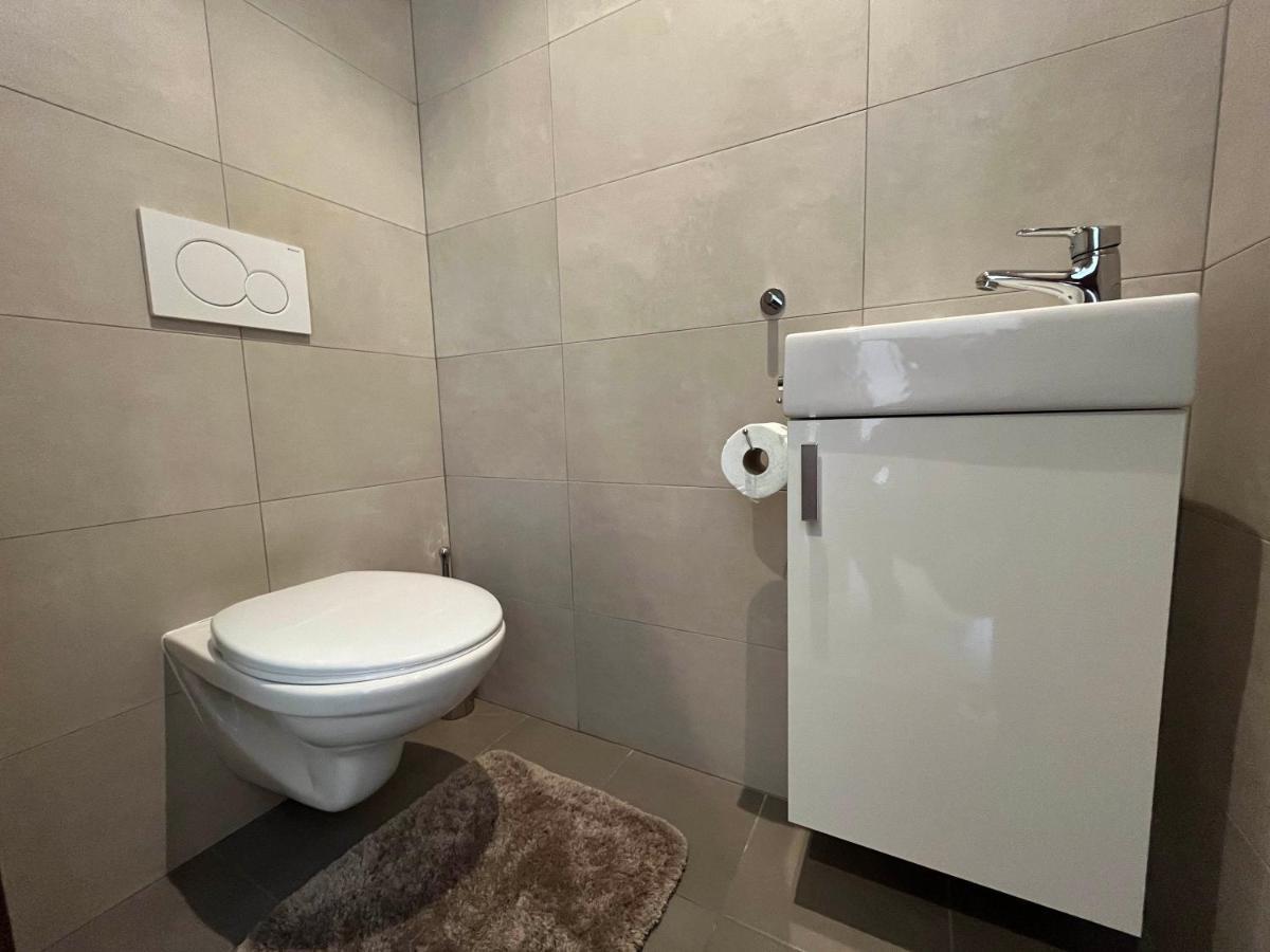 ברטיסלאבה Elegant Escape Apartment II - City Centre מראה חיצוני תמונה